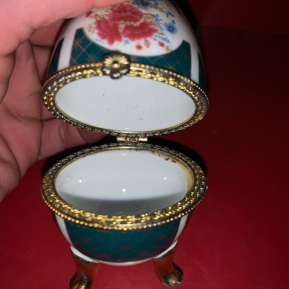 Beautiful Victorian Egg Box - Picture 4 of 6